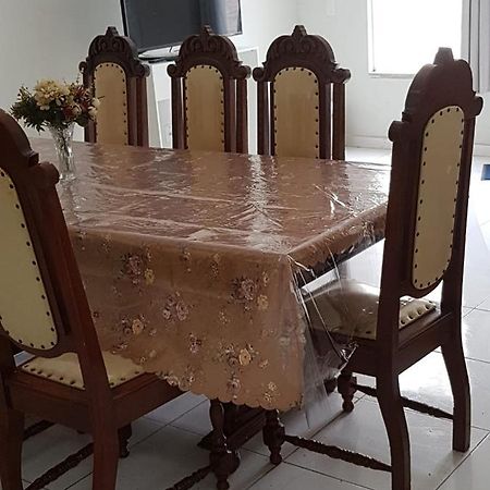 Sobrado 4 Amplo E Confortavel Em Condominio Corumba Bagian luar foto