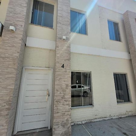 Sobrado 4 Amplo E Confortavel Em Condominio Corumba Bagian luar foto
