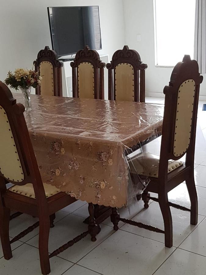 Sobrado 4 Amplo E Confortavel Em Condominio Corumba Bagian luar foto